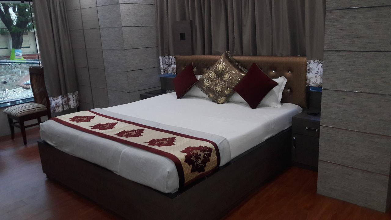 Hotel Shreemoyee Inn - Kamakhya Temple Гувахати Экстерьер фото